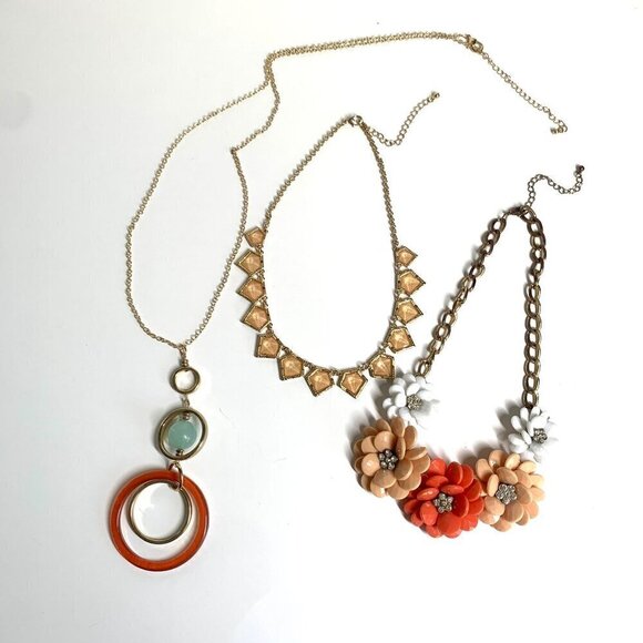 Coral Tone Boho Floral Gold Jewelry Bundle Set of 11 - Picture 5 of 8